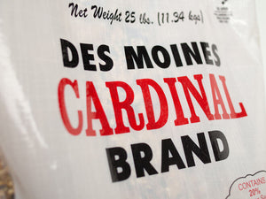 Des Moines Feed - Cardinal Brand Wild Bird Feed